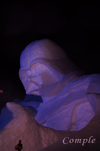 ダースベイダーの雪像