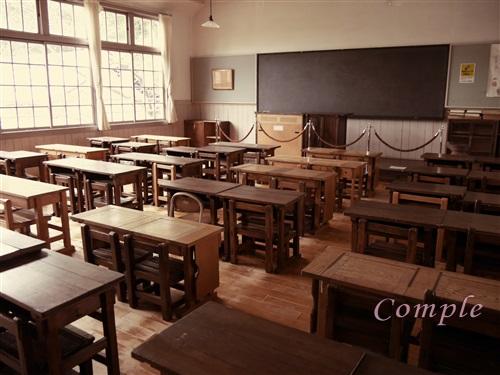 旧尋常小学校教室