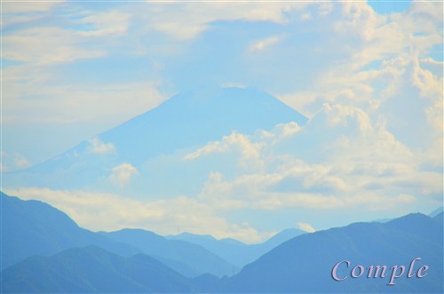 高尾山頂の富士山